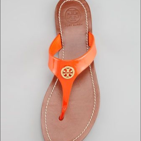 Tory Burch Shoes - NWT Tory Burch Cameron Thong